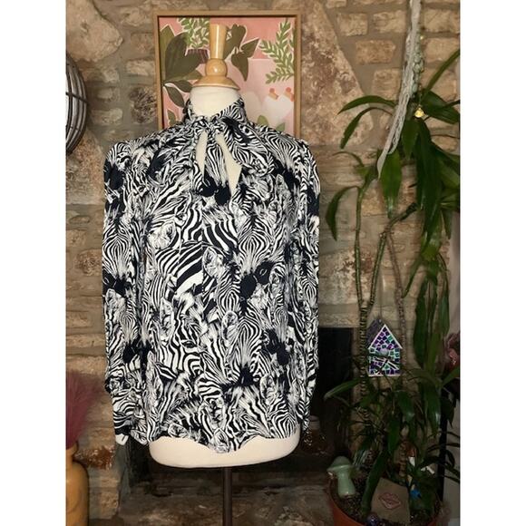 🦓 7 For All Mankind - Zebra Print Tie-Neck Blouse - Size S 🦓 - Picture 5 of 8